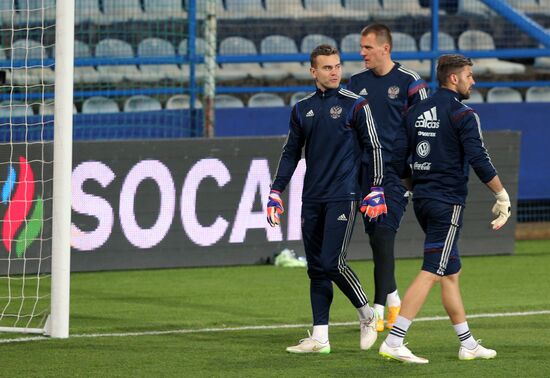 Football. Euro 2016 qualifying tournament. Russian national team's training