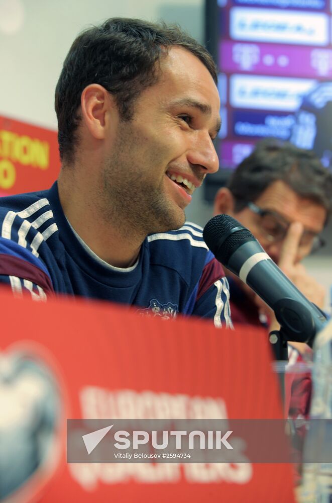 Football. Euro 2016 qualifying tournament. Russian national team's training