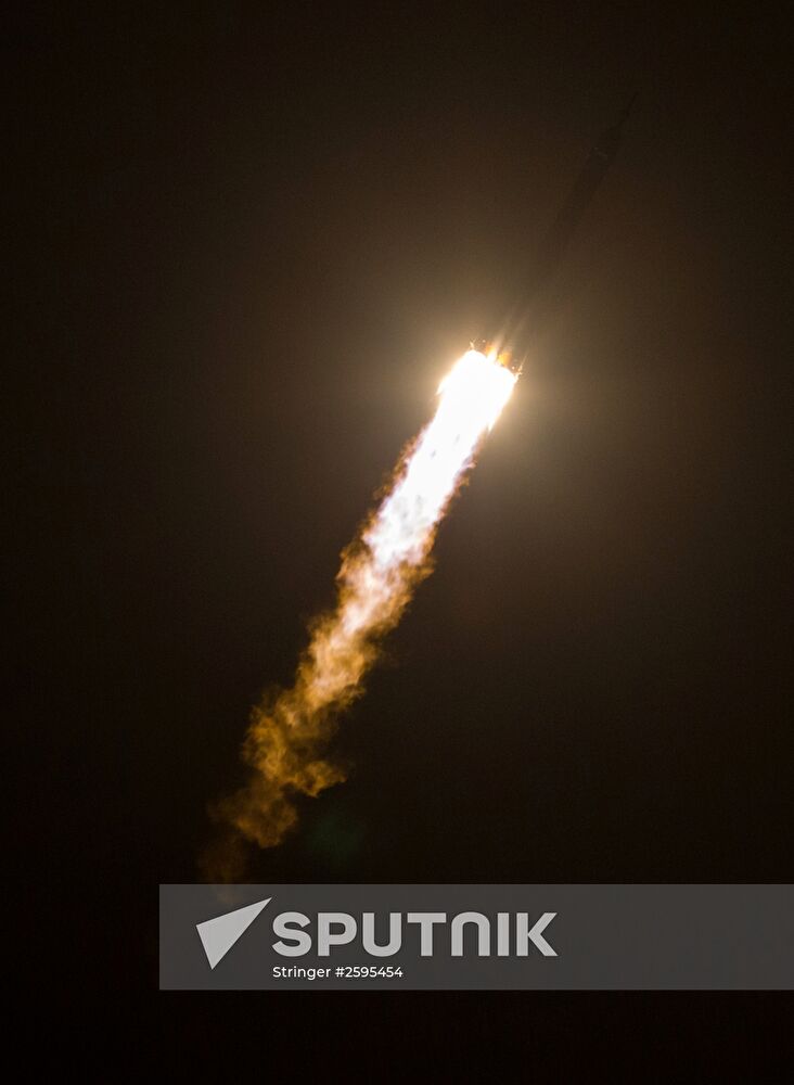 Soyuz-FG rocket booster with Soyuz TMA-16M space ship takes off