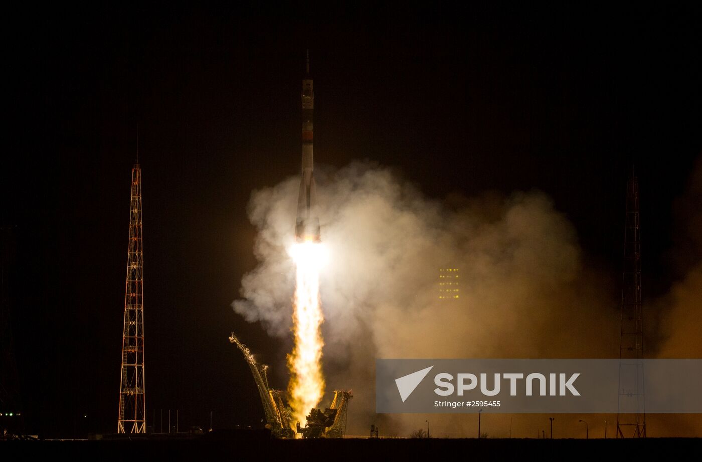 Soyuz-FG rocket booster with Soyuz TMA-16M space ship takes off