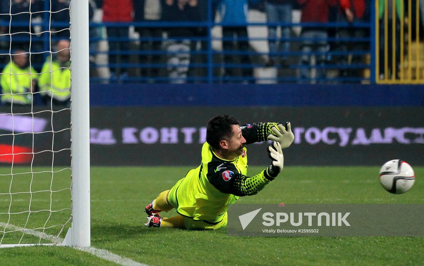 UEFA EURO 2016 qualifier. Montenegro vs. Russia