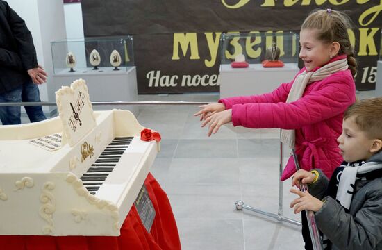 Crimean chocolate exhibition in Kaliningrad