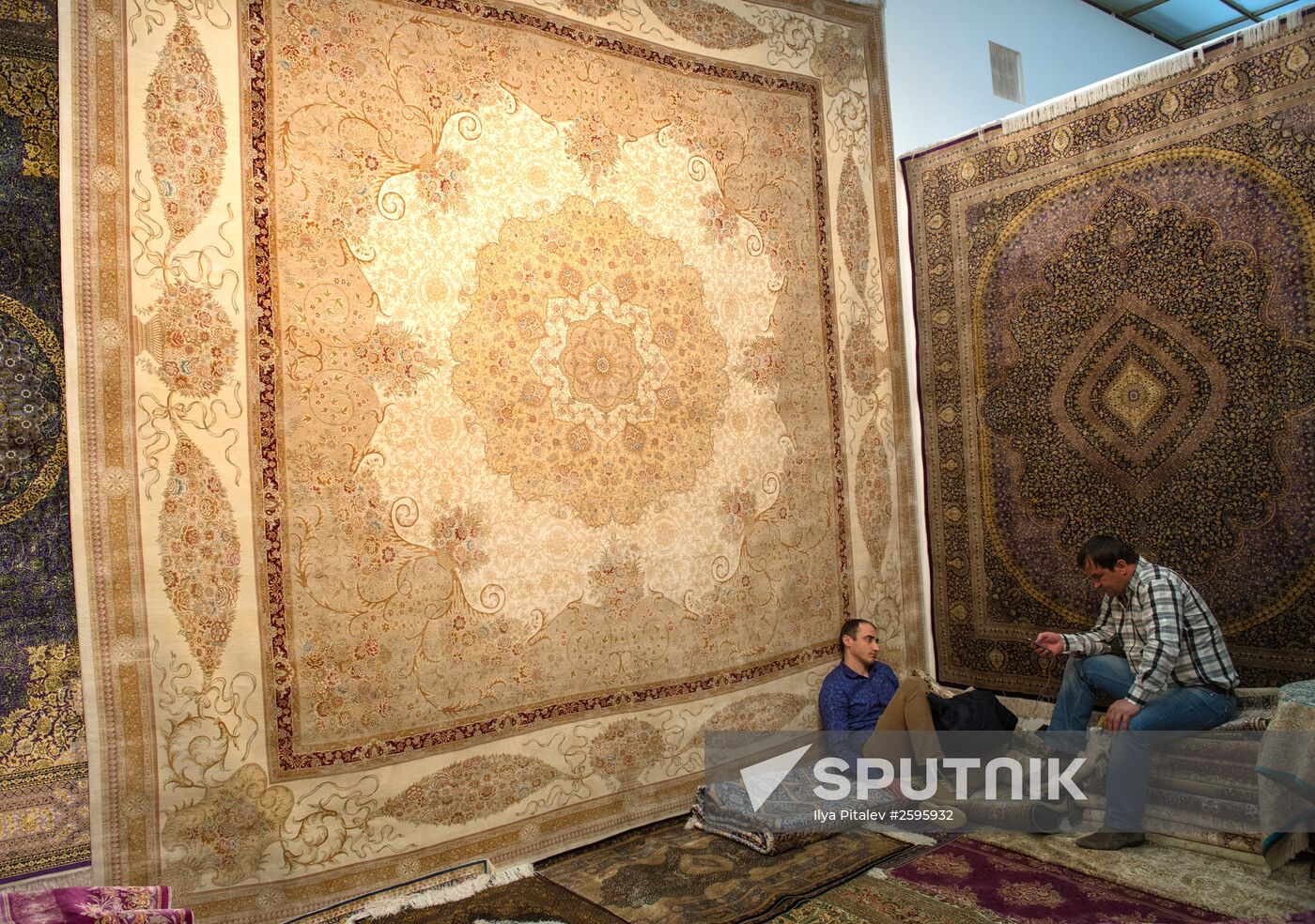Opening of the 38th Russian Antique Salon