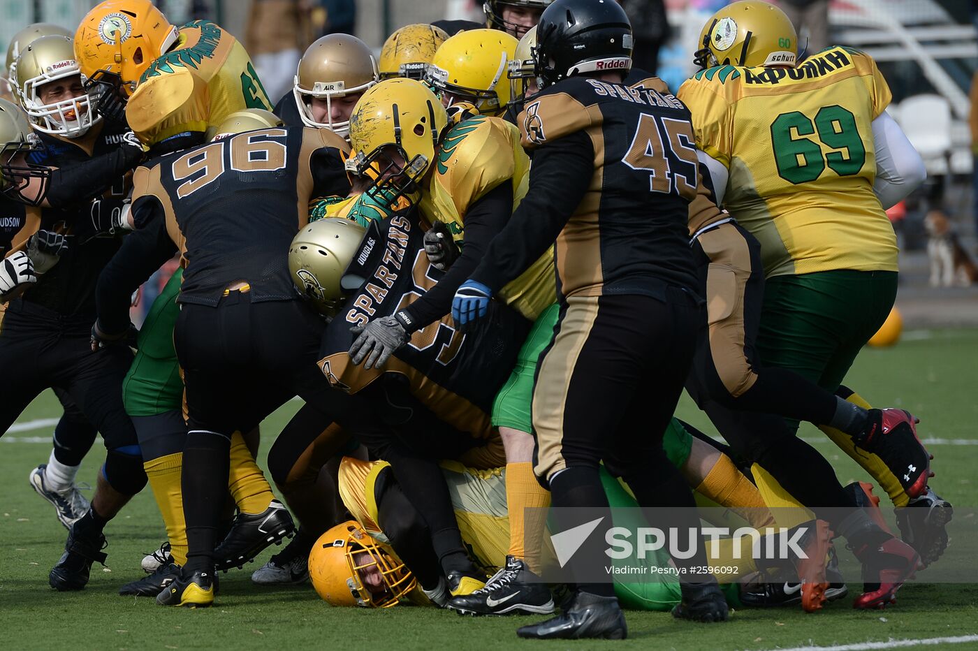 American football. Spartans vs Mighty Ducks