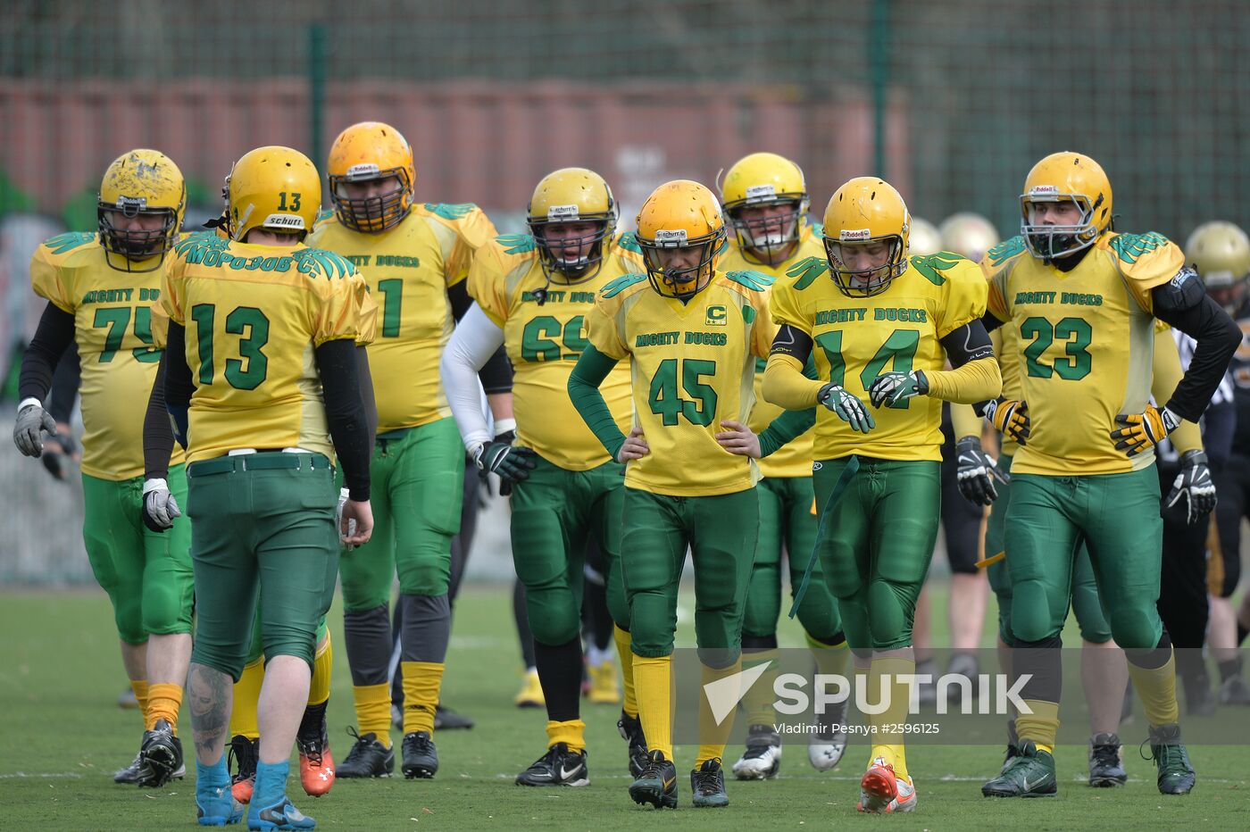 American football. Spartans vs Mighty Ducks