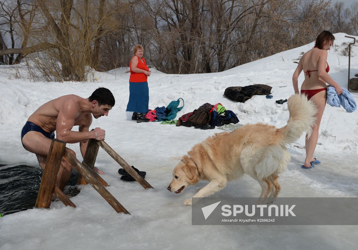Winter swimming season closing in Novosibirsk