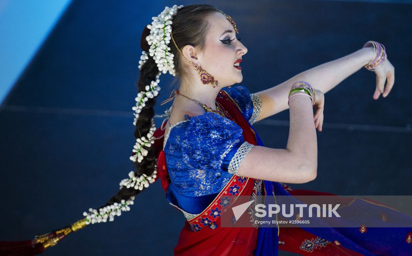 All-Russian Holi Mela (Festival of Colors) 2015 Indian Dance Festival