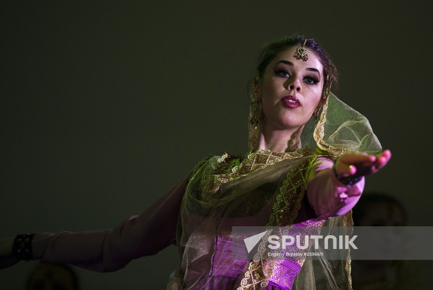 All-Russian Holi Mela (Festival of Colors) 2015 Indian Dance Festival
