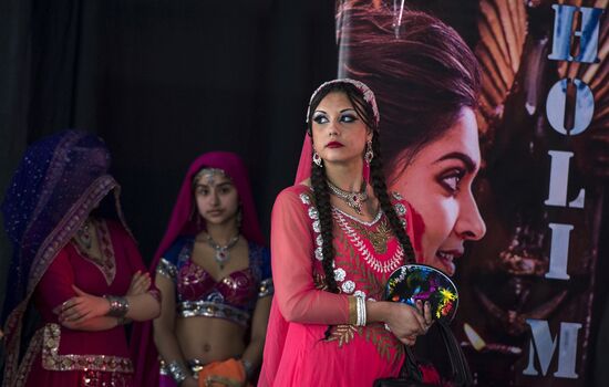 All-Russian Holi Mela (Festival of Colors) 2015 Indian Dance Festival