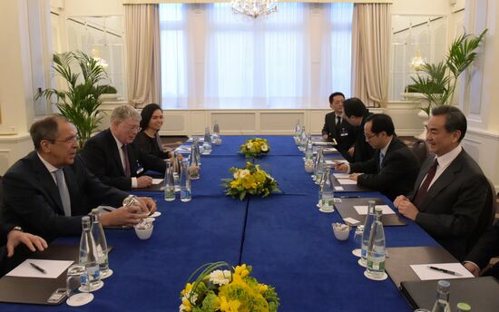 P5+1, Iran hold nuclear talks
