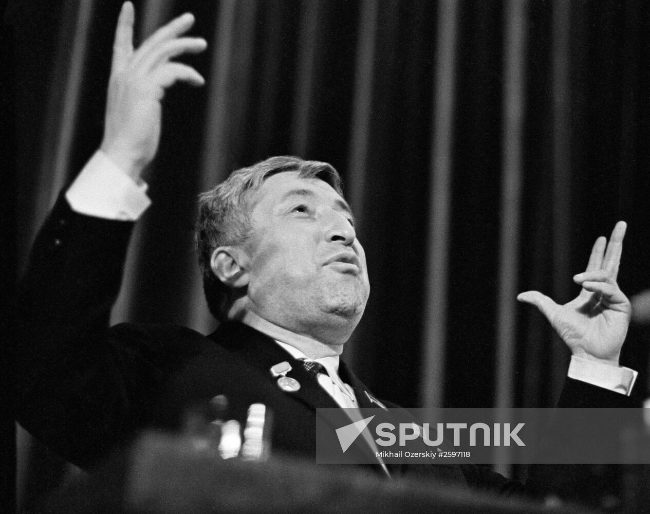 Poet Rasul Gamzatov