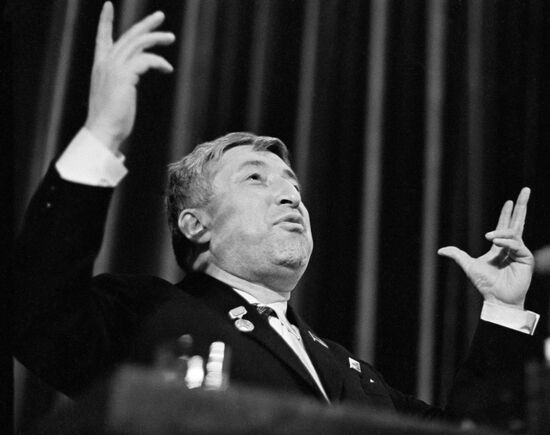 Poet Rasul Gamzatov