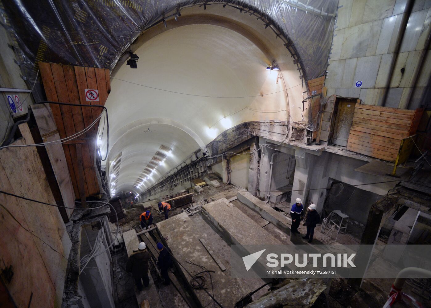 Assessing replacement of escalators at the Baumanskaya metro station