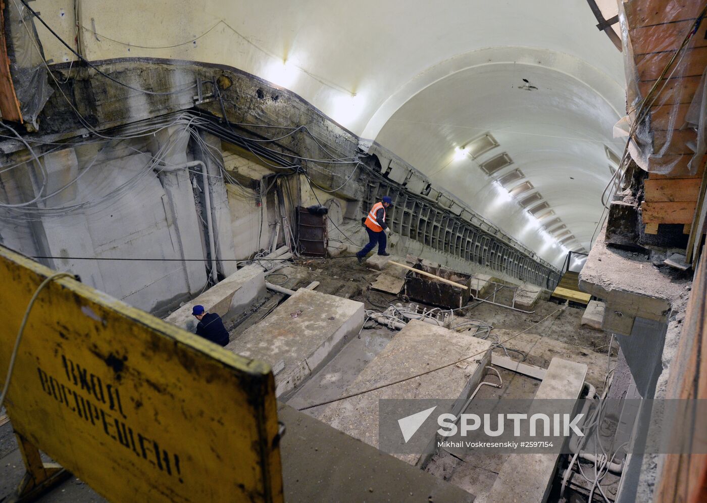 Assessing replacement of escalators at the Baumanskaya metro station