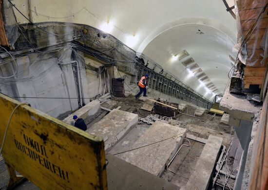 Assessing replacement of escalators at the Baumanskaya metro station