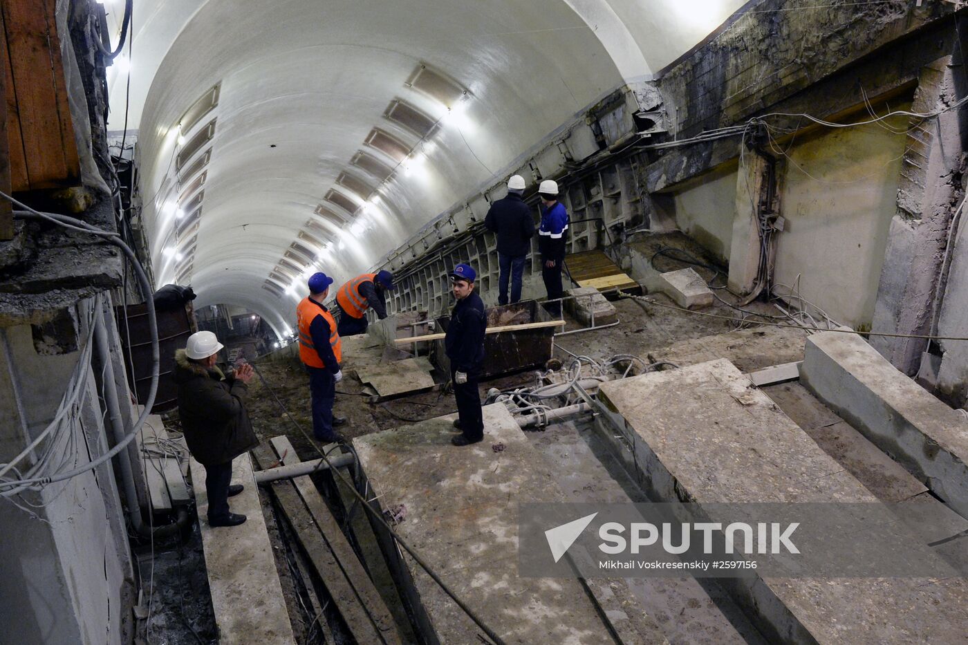 Assessing replacement of escalators at the Baumanskaya metro station