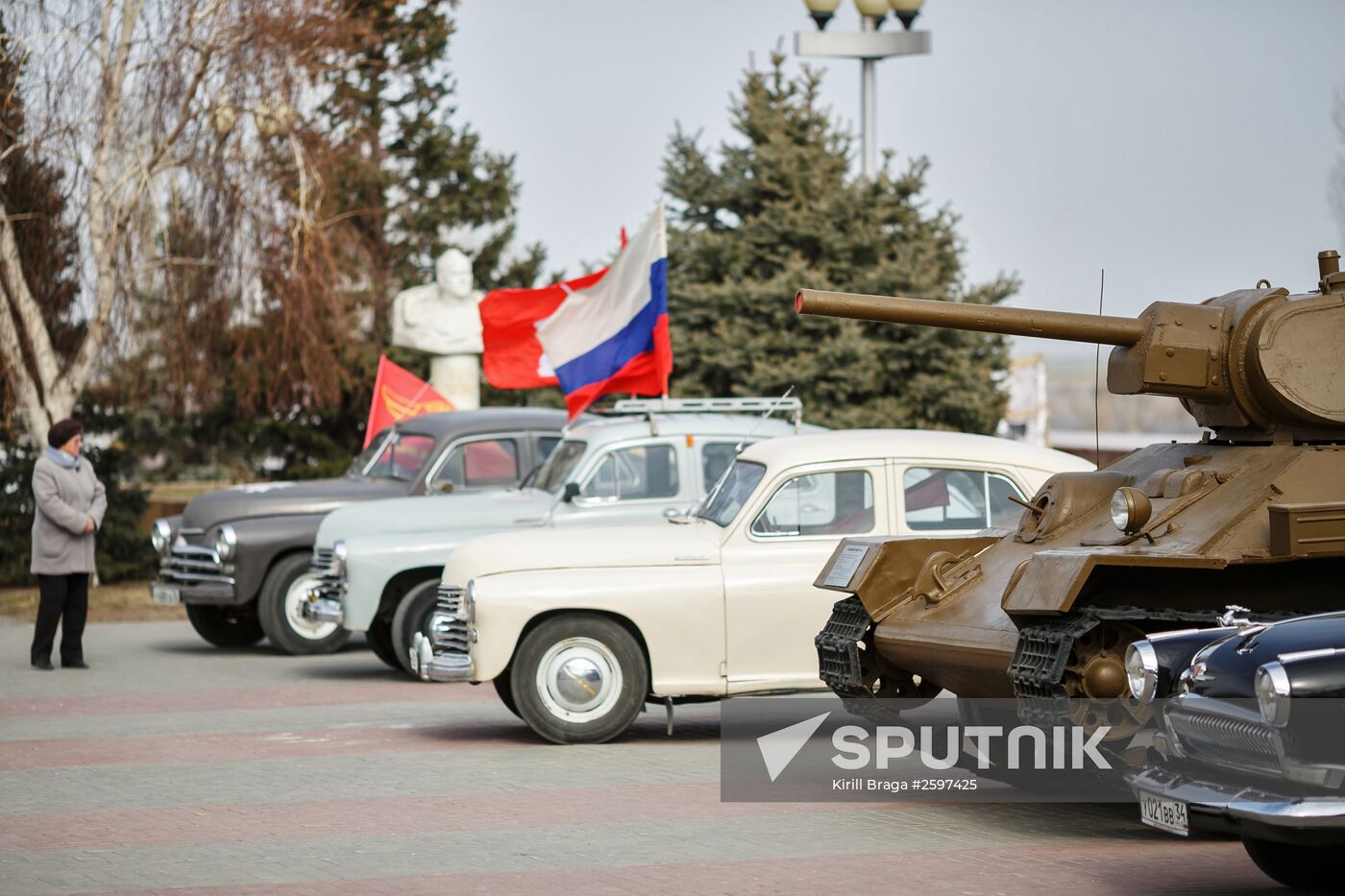 Victory - One for All vintage car rally in Volgograd