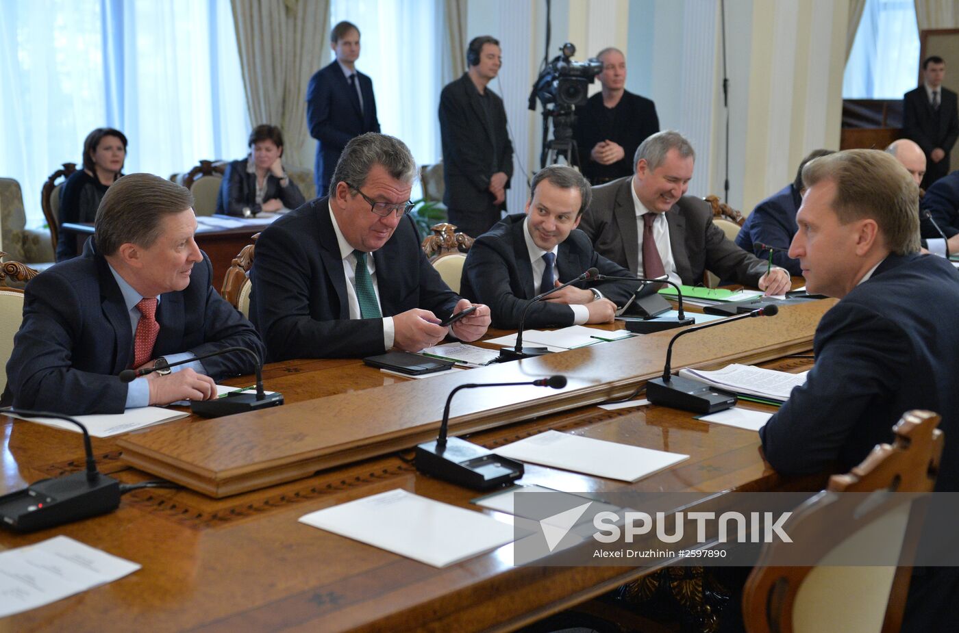 President Putin holds meeting with Russian Government