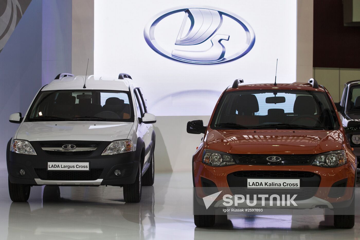 AUTO WORLD International Motor Show