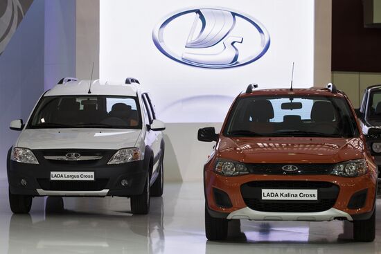 AUTO WORLD International Motor Show