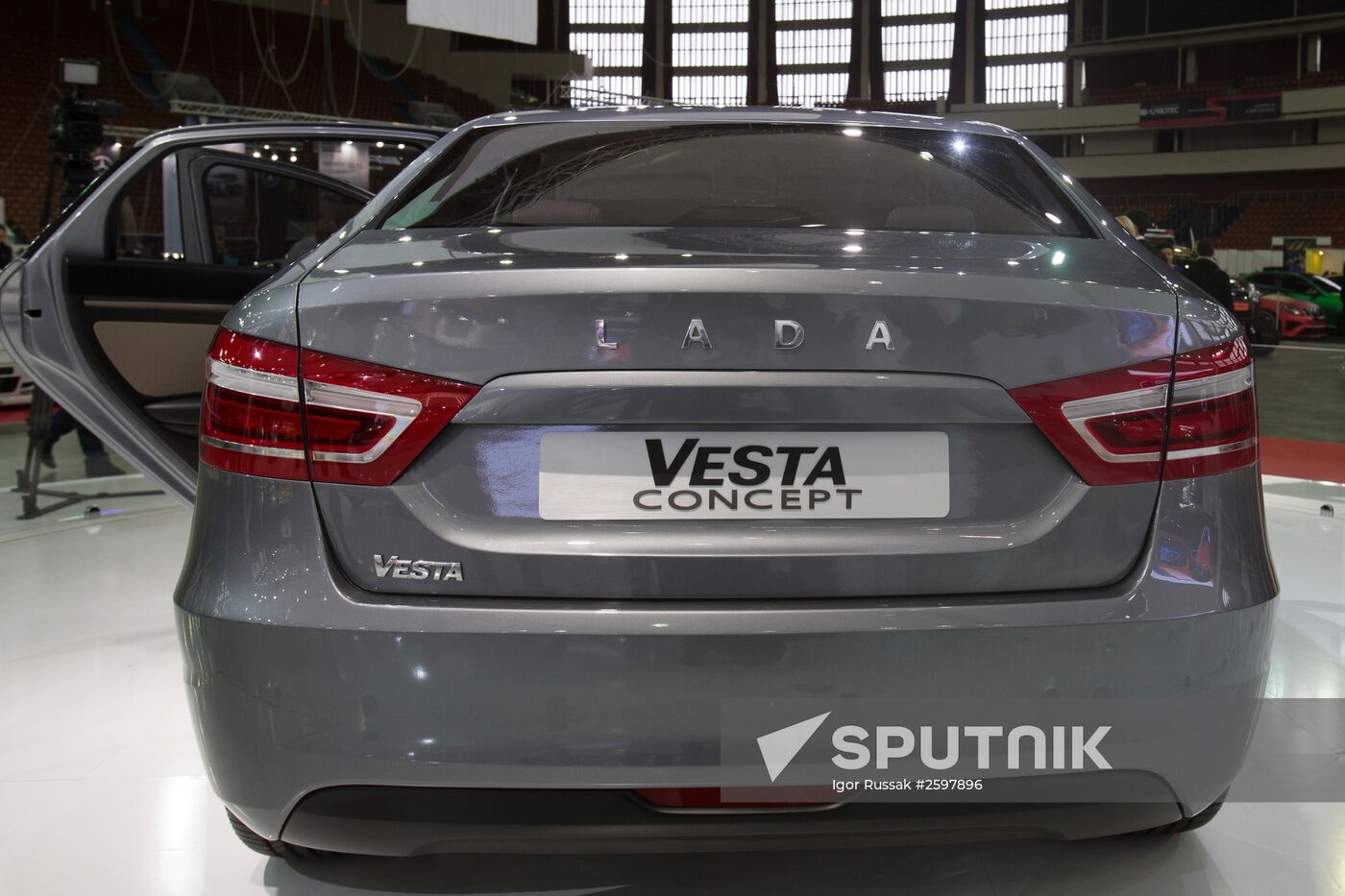 AUTO WORLD International Motor Show