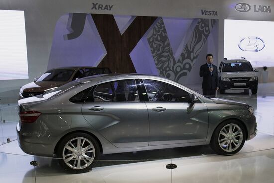 AUTO WORLD International Motor Show