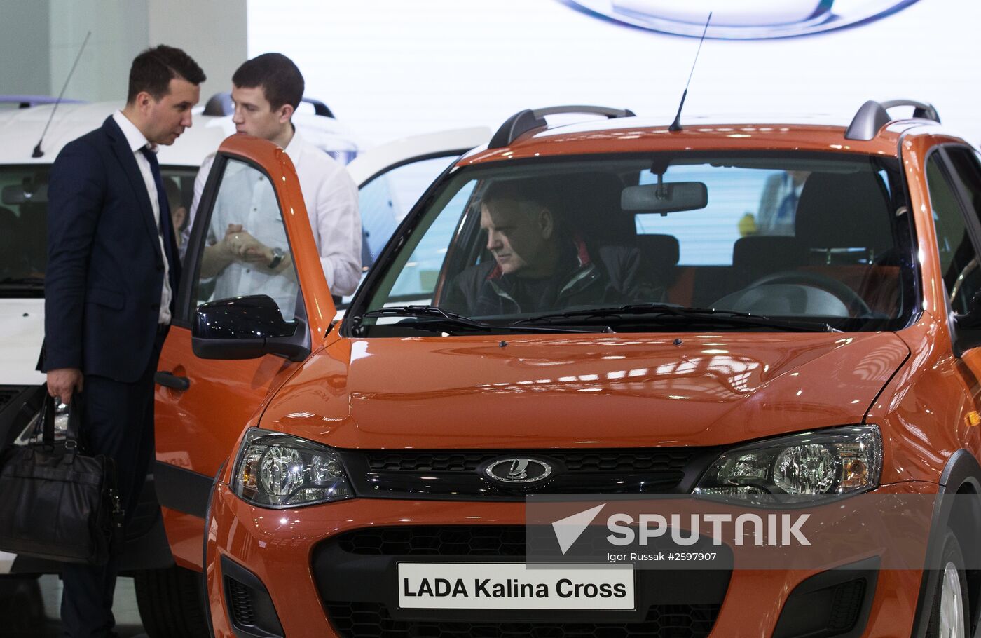 AUTO WORLD International Motor Show
