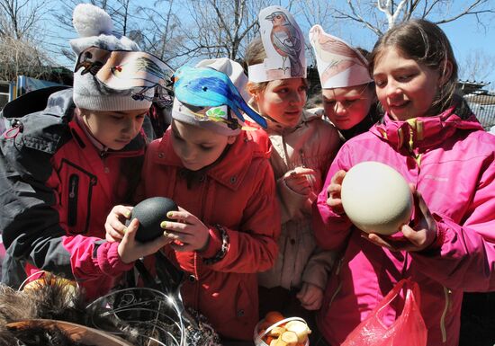 International Bird Day at a private zoo in Vladivostok