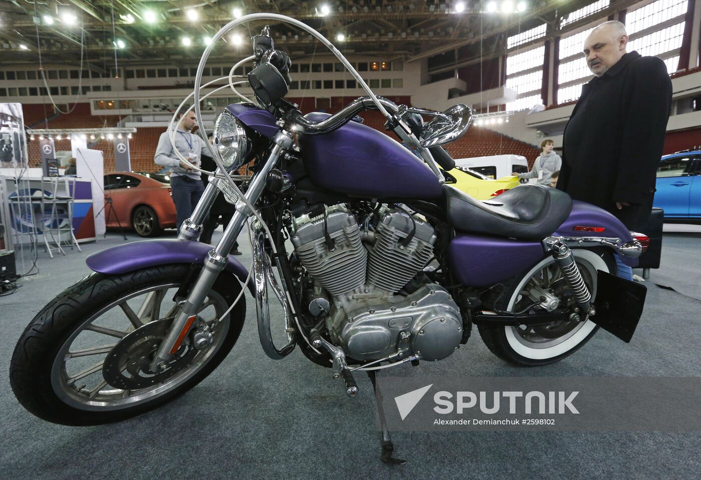 AUTO WORLD International Motor Show