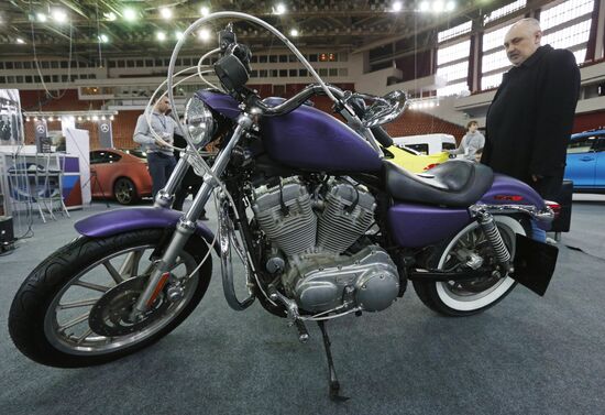 AUTO WORLD International Motor Show