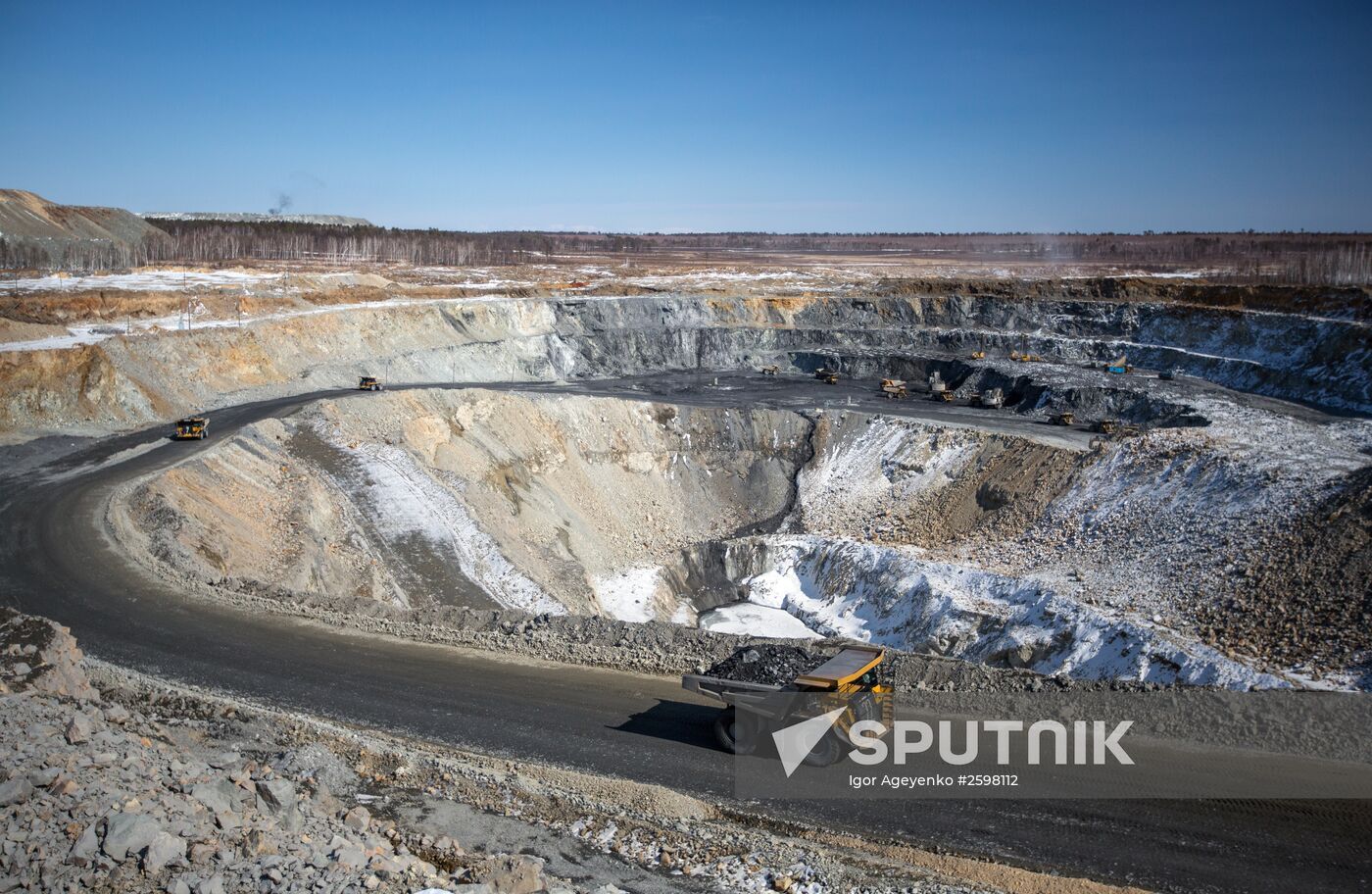 Producing and processing gold ore in the Amur Region