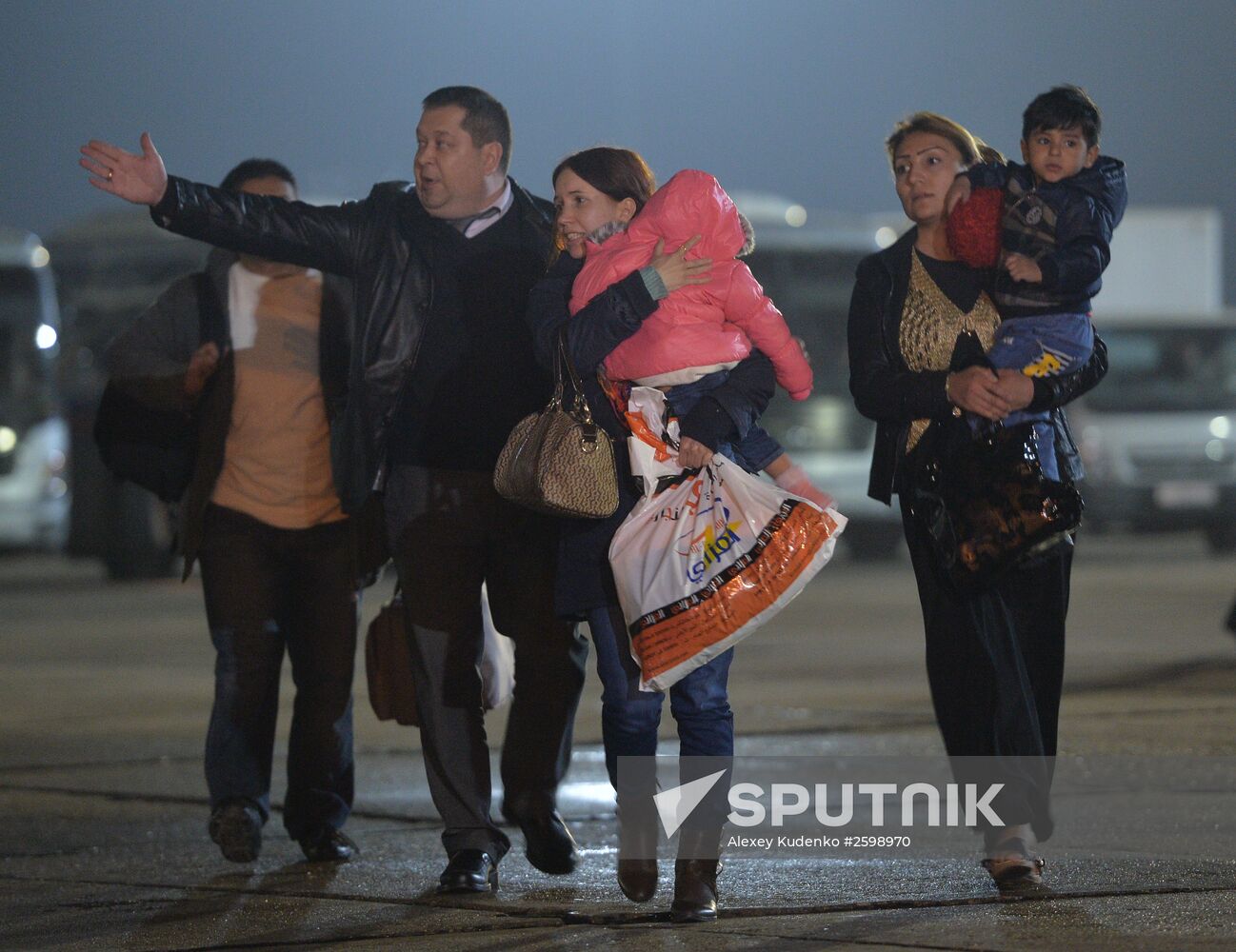 Russians evacuated from Yemen land in Moscow Region