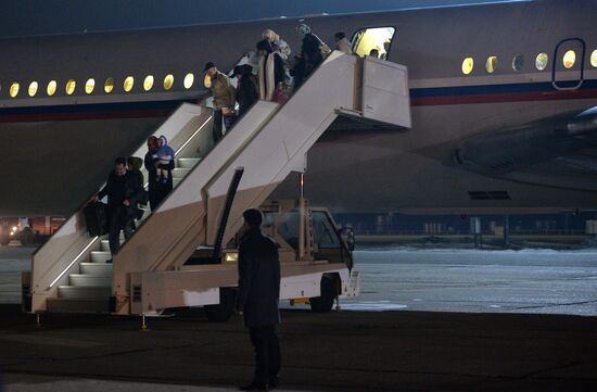 Russians evacuated from Yemen land in Moscow Region