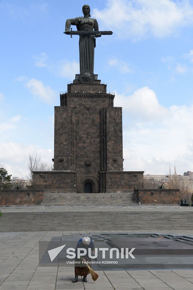 Cities of the world. Yerevan
