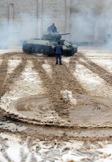Presentation of restored T-34 "Sniper" tank