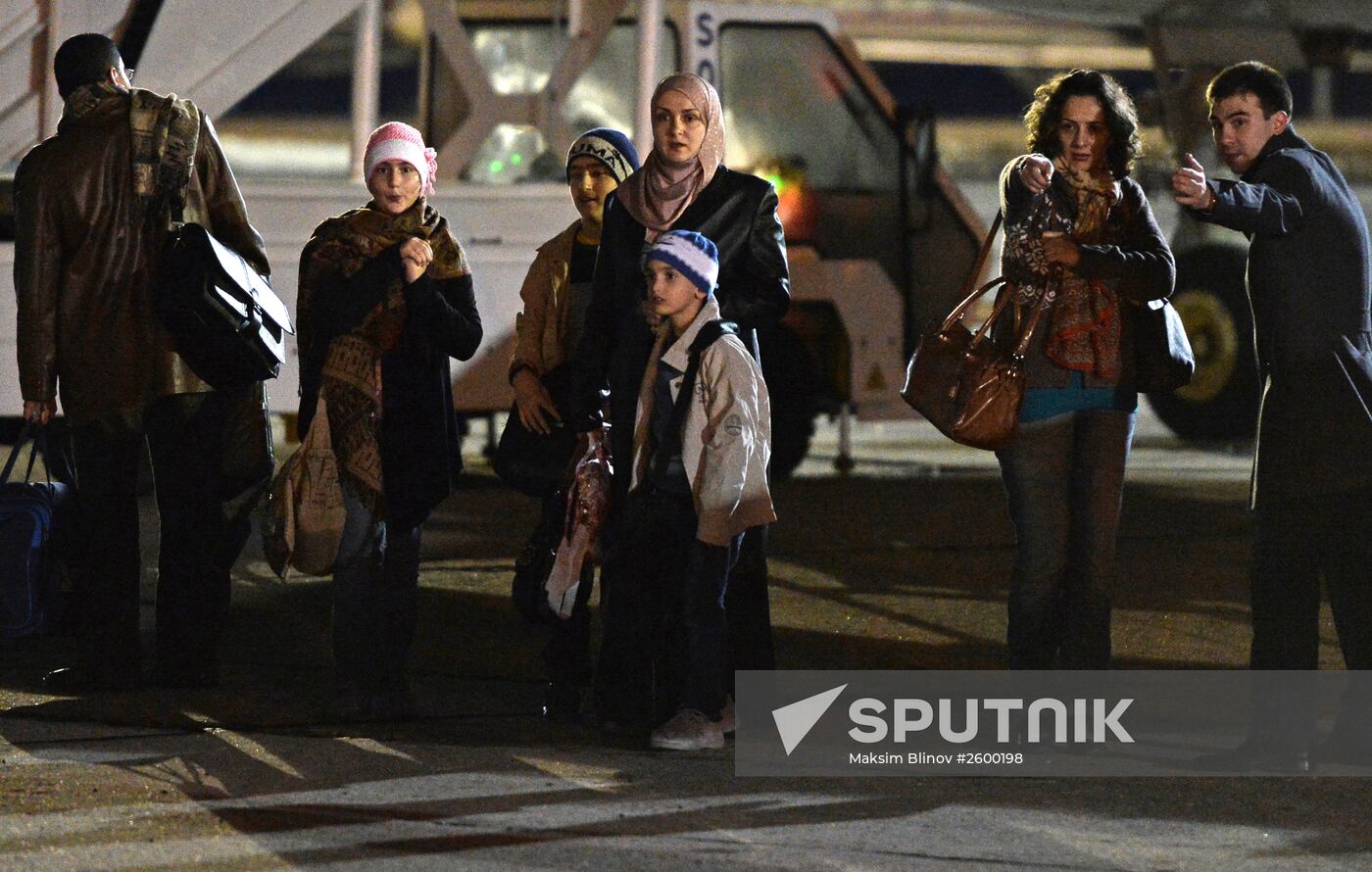 Plane carrying Russians and other citizens evacuated from Yemen lands at airport in Moscow Region