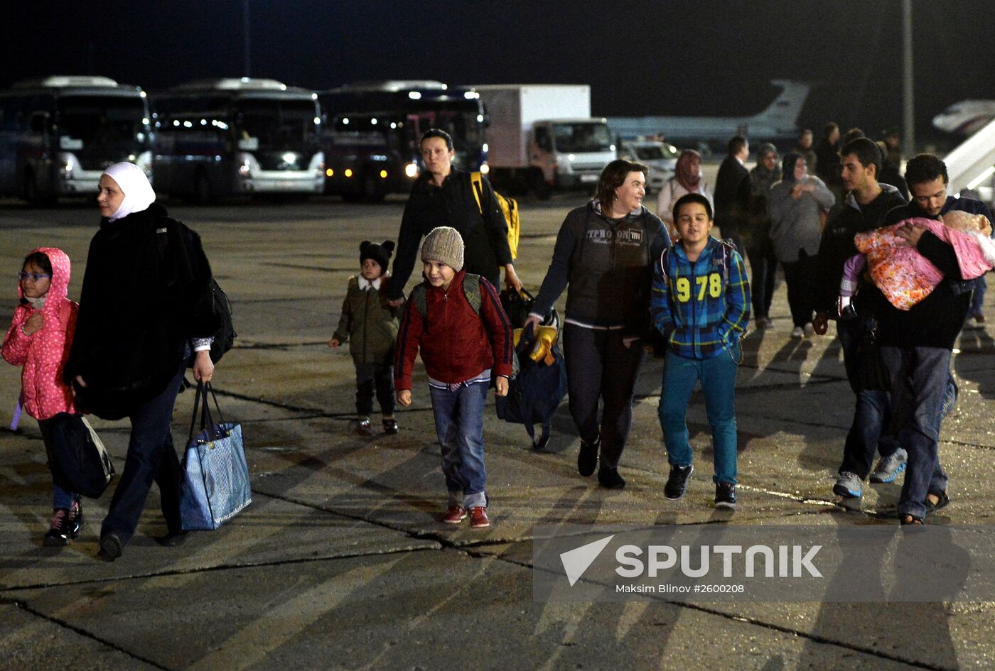 Plane carrying Russians and other citizens evacuated from Yemen lands at airport in Moscow Region