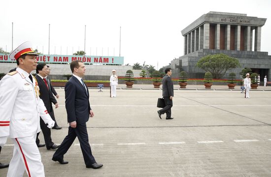 Prime Minister Dmitry Medvedev on official visit to Vietnam