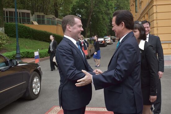 Prime Minister Dmitry Medvedev on official visit to Vietnam