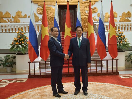 Prime Minister Dmitry Medvedev on official visit to Vietnam