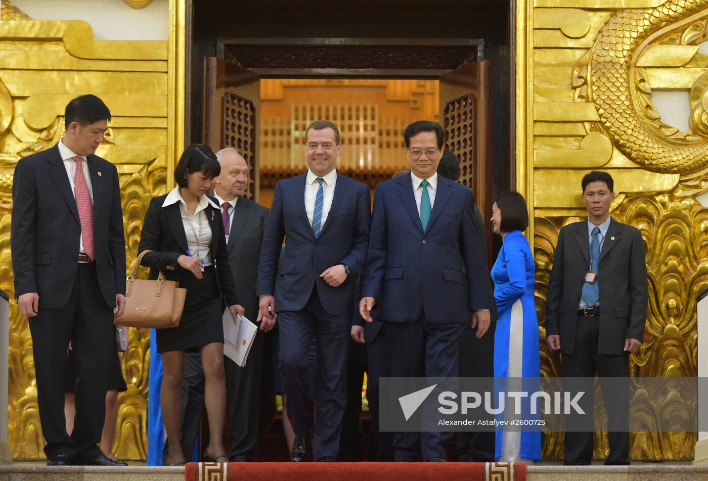 Prime Minister Dmitry Medvedev on official visit to Vietnam