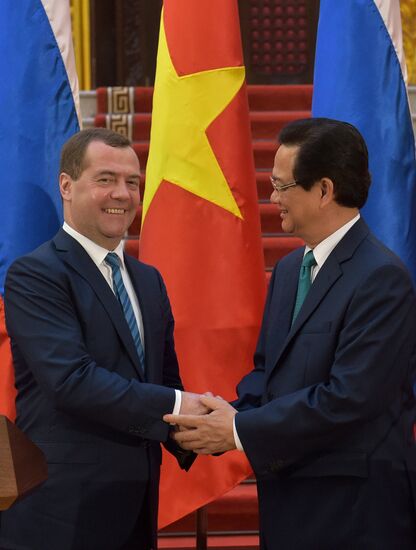 Prime Minister Dmitry Medvedev on official visit to Vietnam