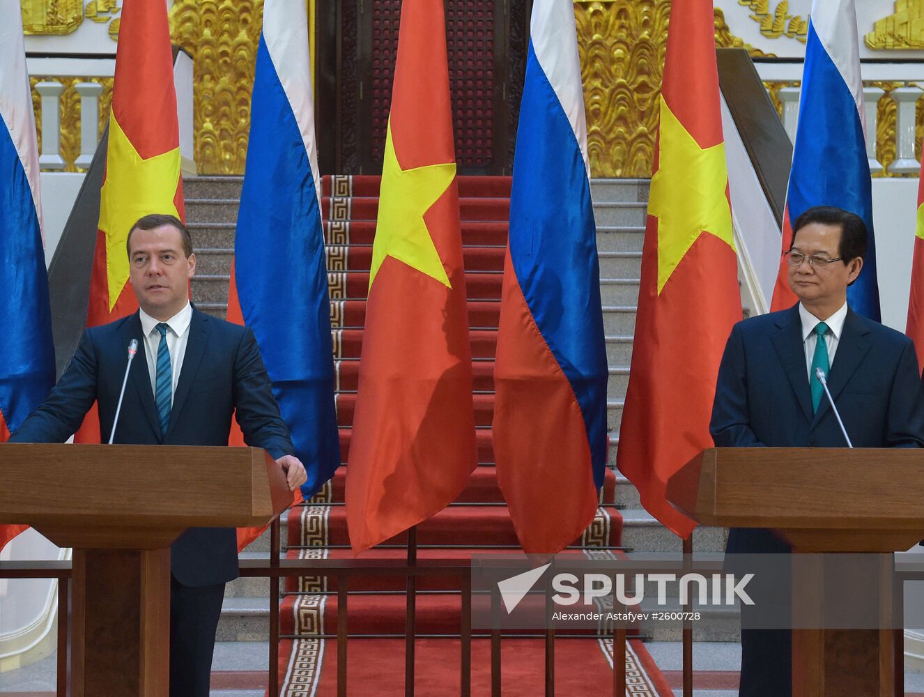 Prime Minister Dmitry Medvedev on official visit to Vietnam