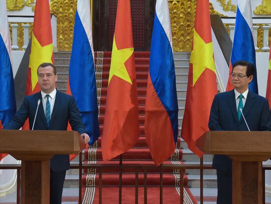 Prime Minister Dmitry Medvedev on official visit to Vietnam