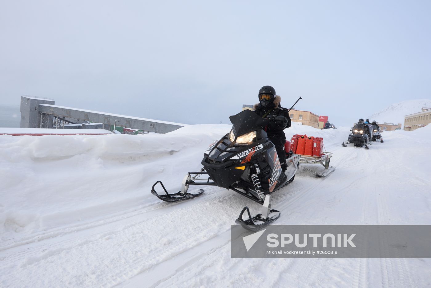 Polar expedition to Spitsbergen conducted as part of Arctica 2015 project