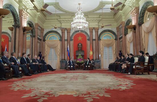 Prime Minister Dmitry Medvedev on official visit to Vietnam