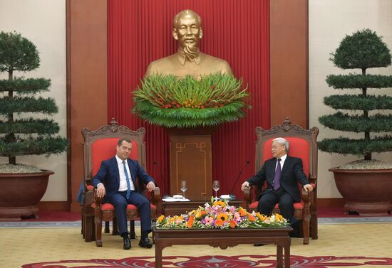 Prime Minister Dmitry Medvedev on official visit to Vietnam
