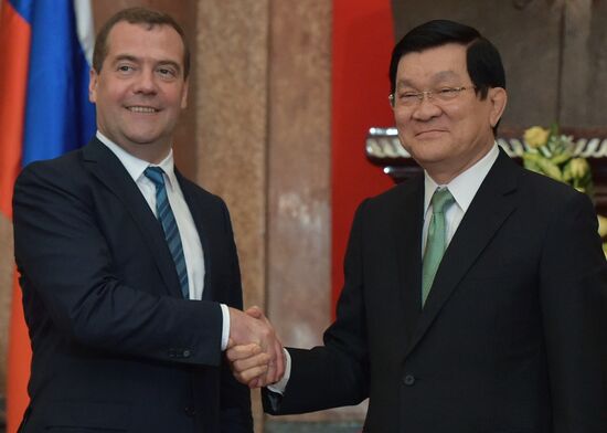 Prime Minister Dmitry Medvedev on official visit to Vietnam