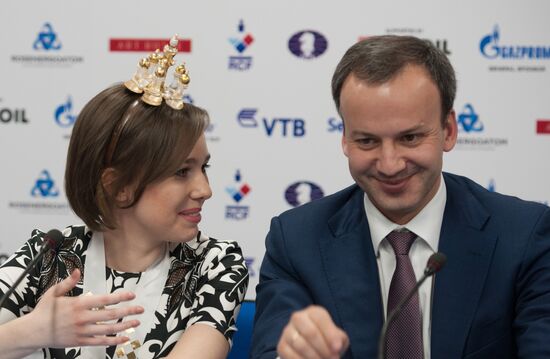 Women's World Chess Championship. Closing ceremony