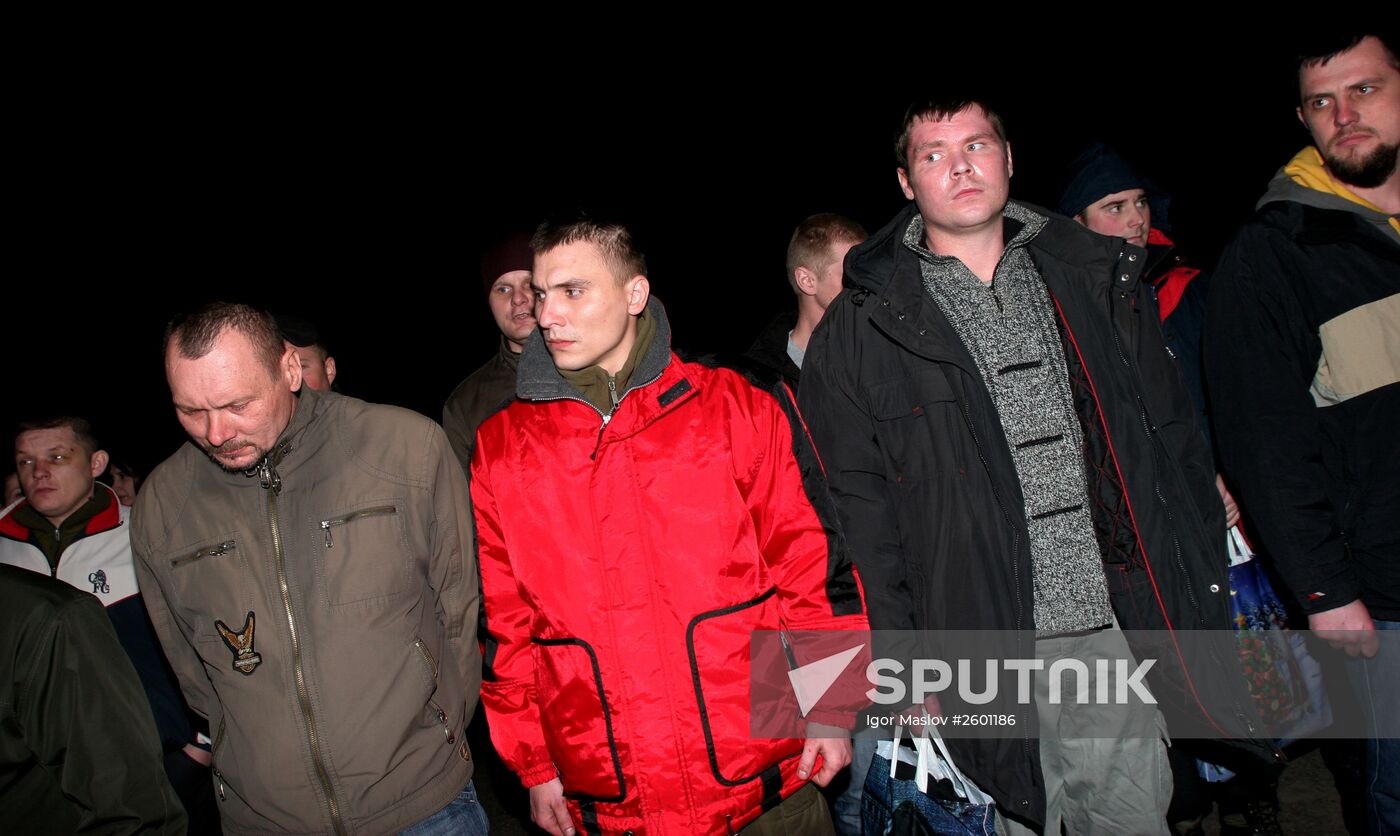 Donetsk People's Republic transfers prisoners to Ukrainian side